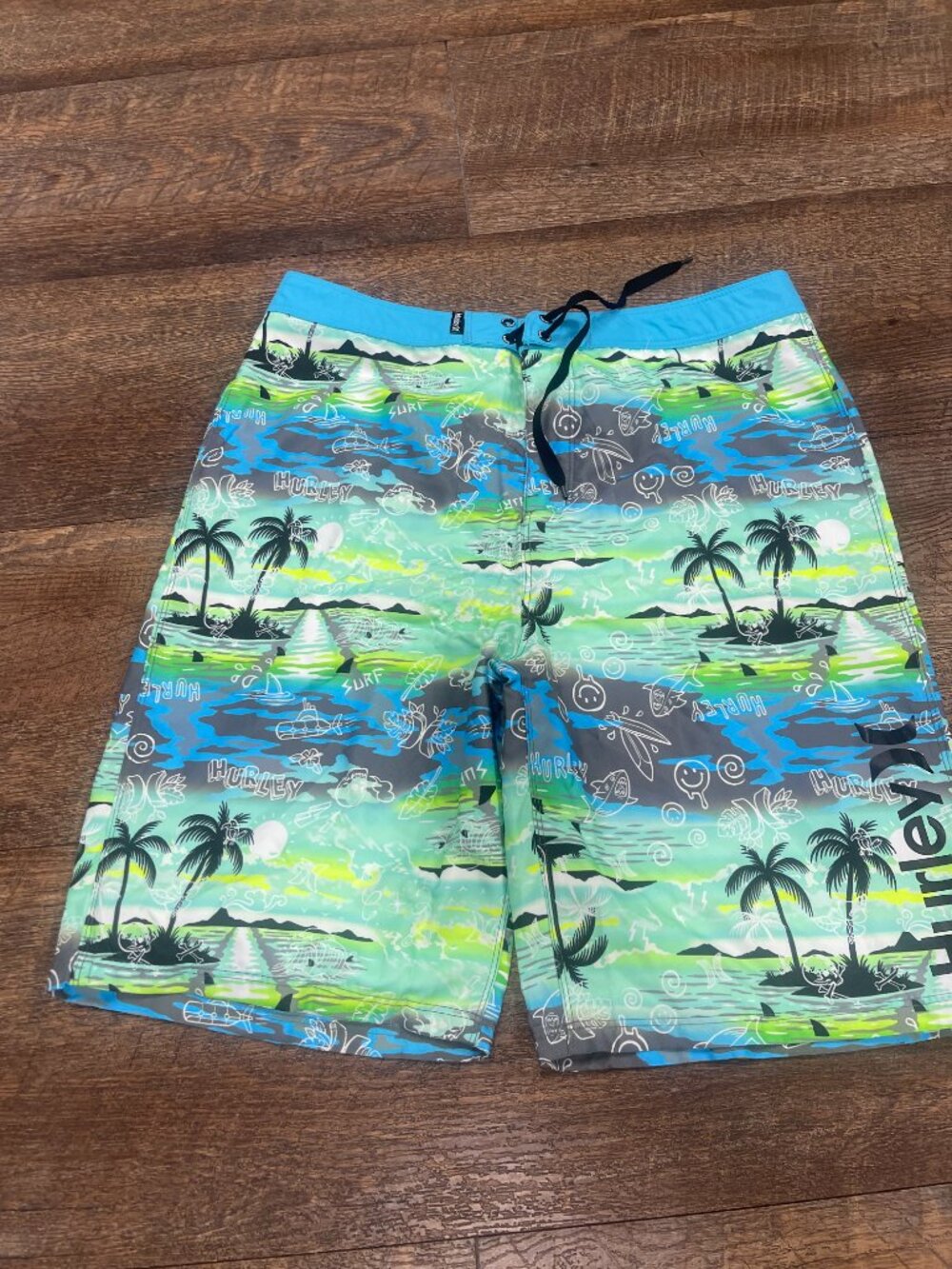 Hurley Boys Size 20/30 Tropical Shark Skeleton Boardshorts